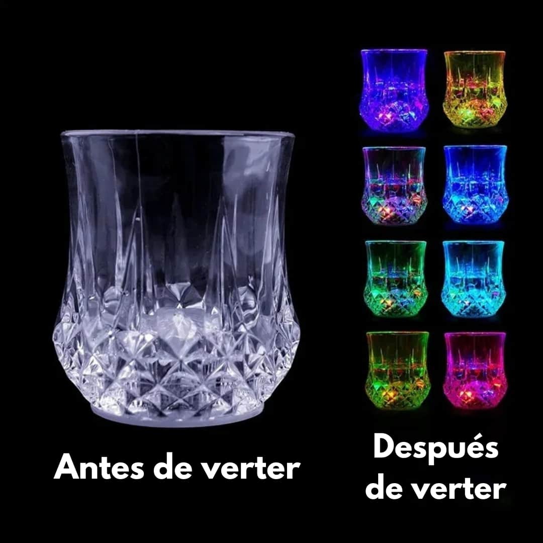 Set de cuatro vasos LED IllumiNex encendidos con luces de colores vibrantes