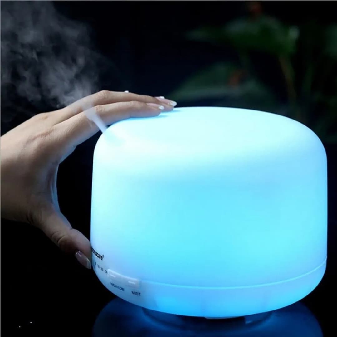 Difusor de aceites esenciales con luz LED RGB y función de apagado automático por seguridad