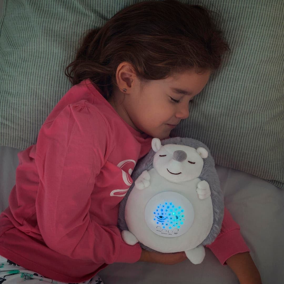 Peluche suave y tierno diseñado para calmar y acompañar al bebé al dormir