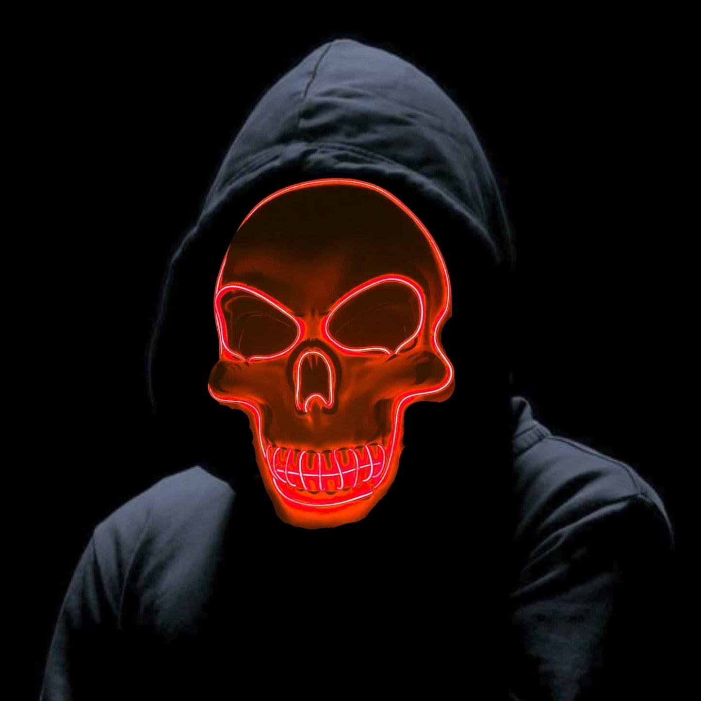 Máscara LED calavera LumiSkull Xtreme con luces encendidas en modo parpadeo rápido, creando un efecto impactante