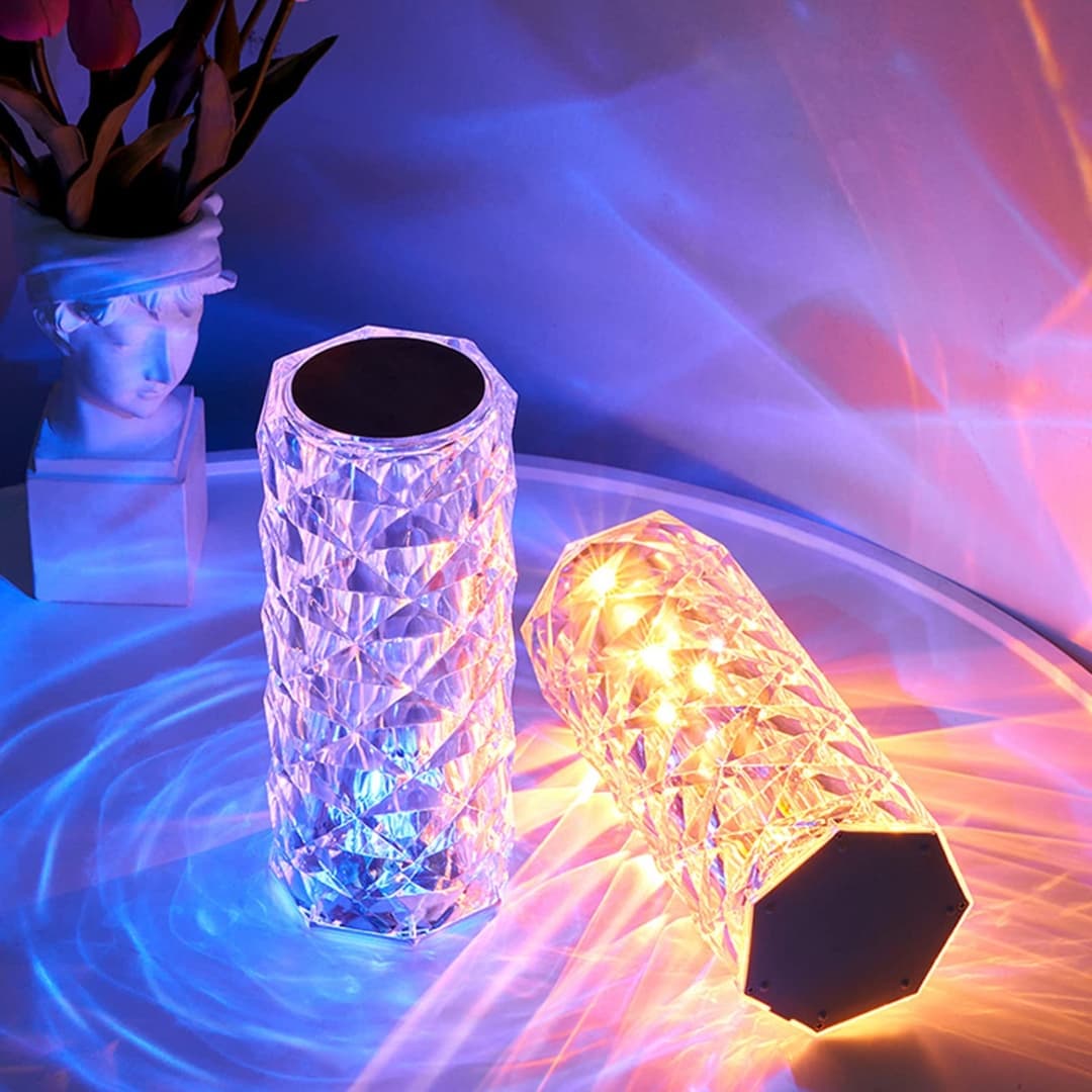 Lámpara diamante RGB en modo blanco cálido para ambiente relajante