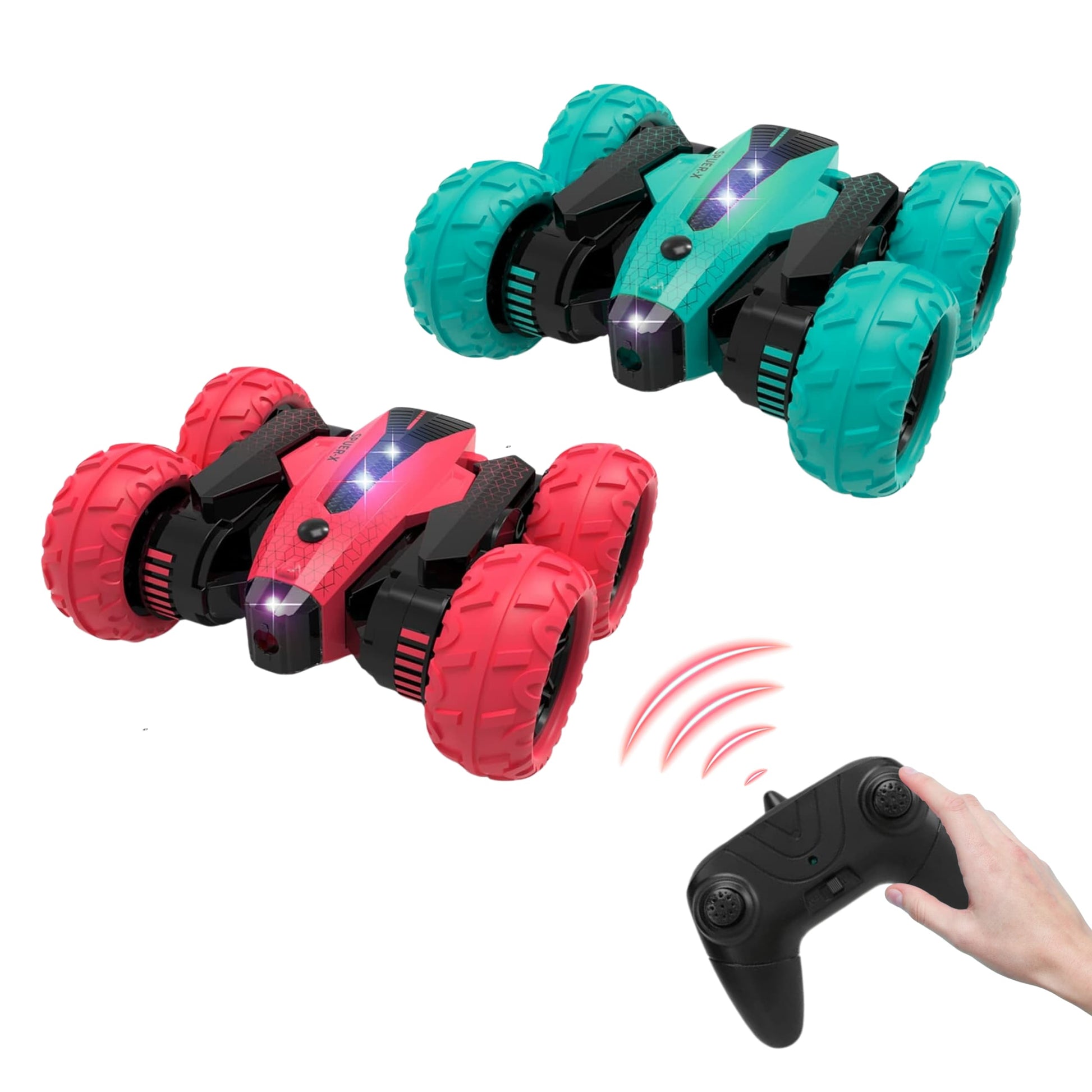 Coche RC 4x4 realizando giro de 360° con luces LED encendidas en pista