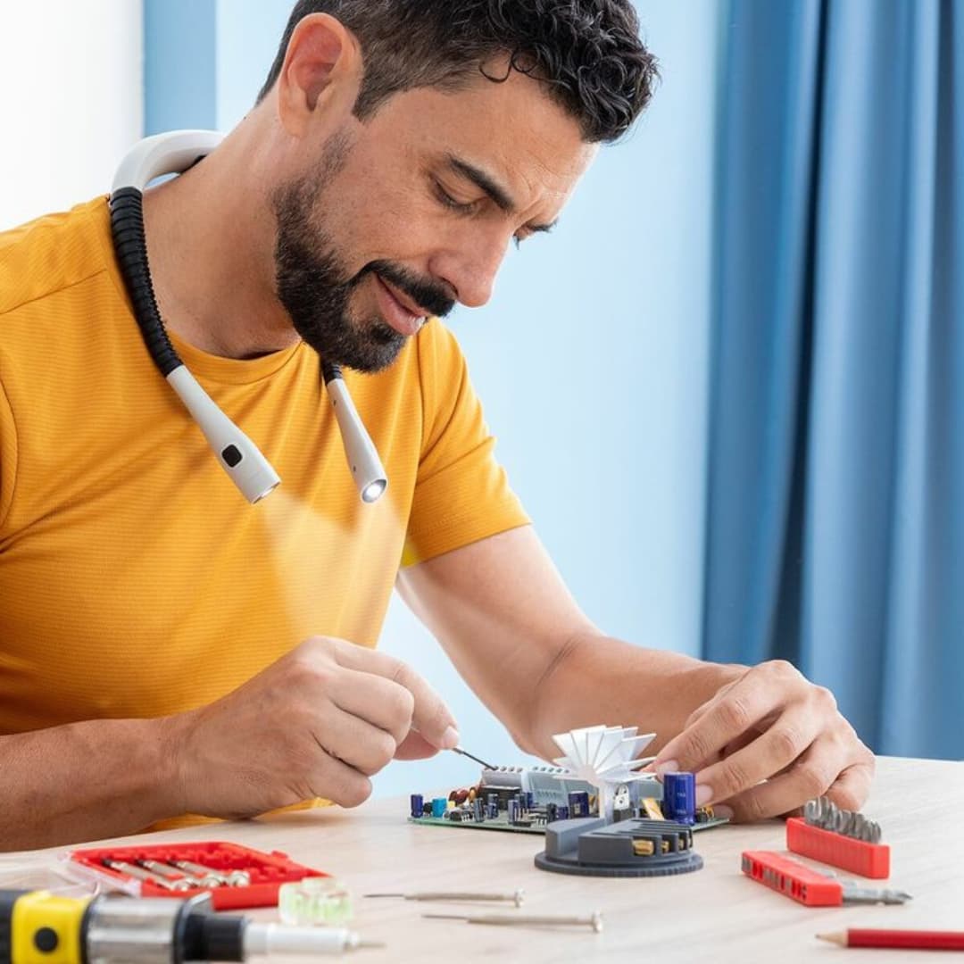 Lámpara LED cuello recargable con control táctil para leer sin molestar