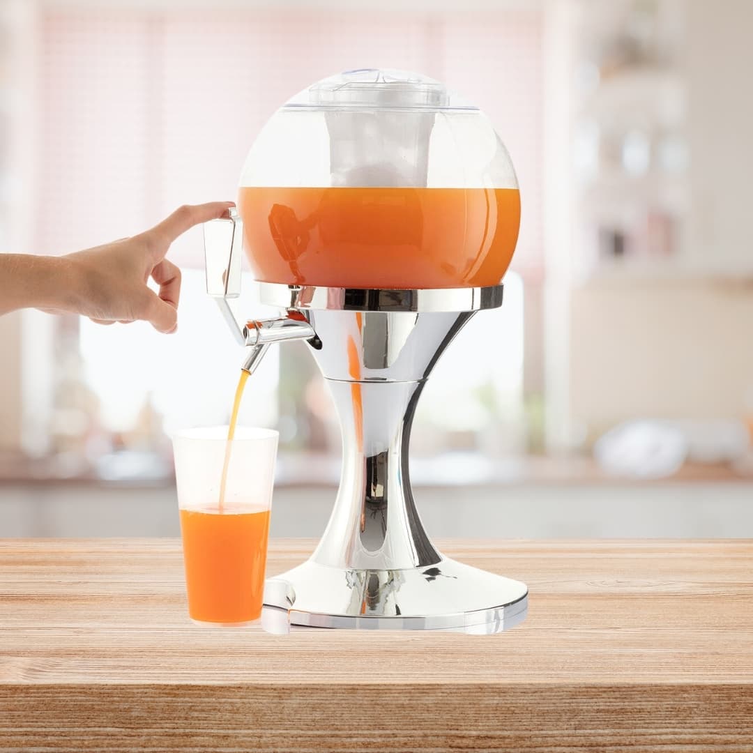 Detalle del grifo práctico del dispensador Ball para servir bebidas fácilmente