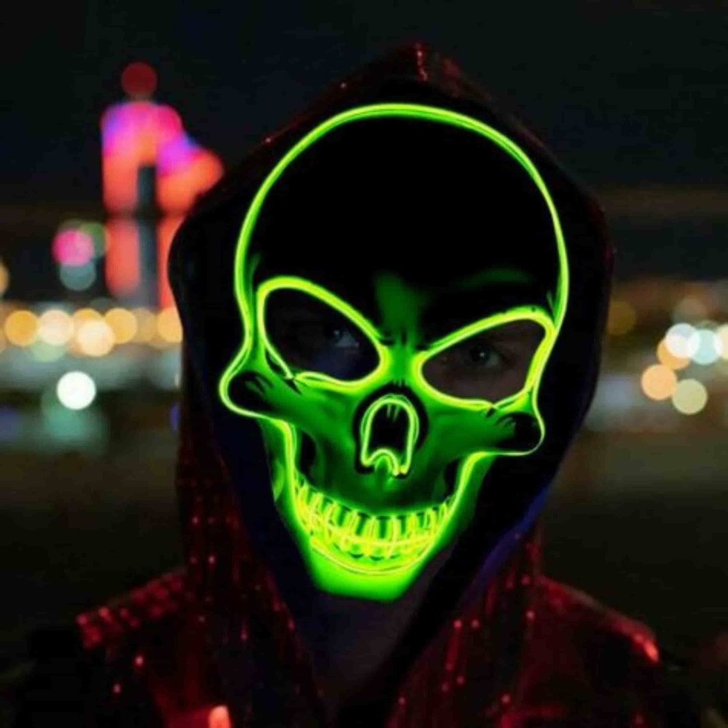 Máscara LED calavera LumiSkull Xtreme en color VERDE brillante, perfecta para destacar en raves y festivales nocturnos