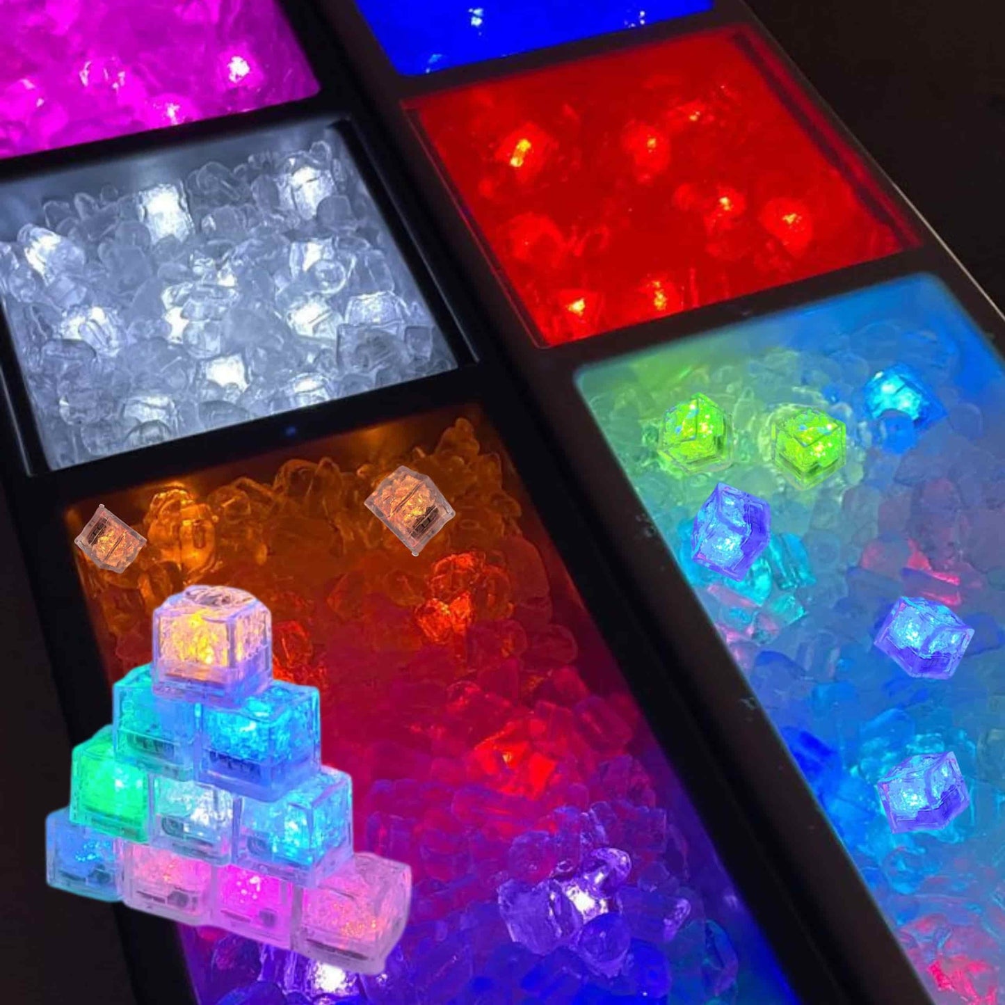 Cubitos de hielo LED sumergidos en bebida mostrando colores vibrantes