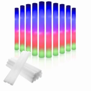 Palos de espuma LED Mega Espuma 50 para fiestas y eventos masivos presentados sobre fondo blanco