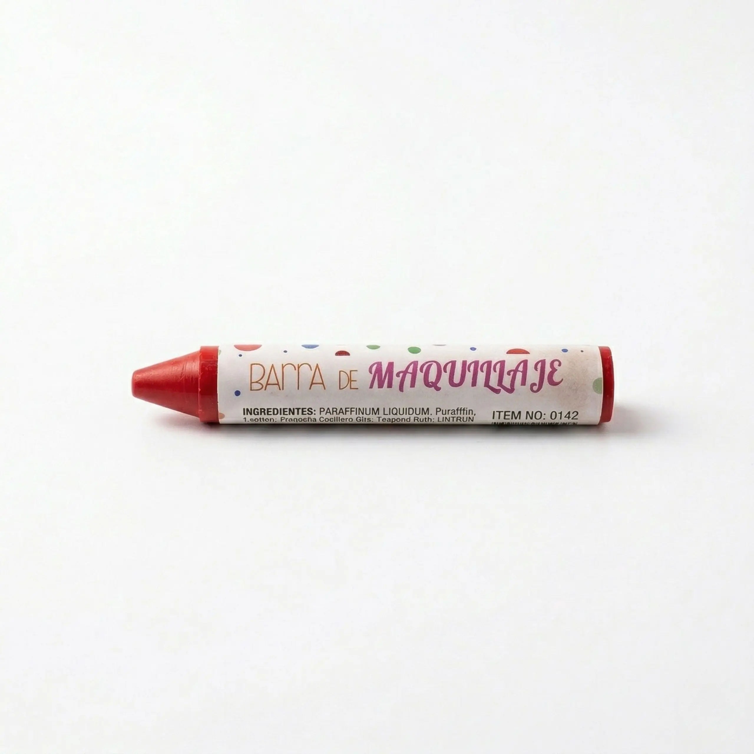 Barra de Maquillaje Multiusos Profesional Barra de maquillaje multiusos tipo crayón color rojo intenso con fórmula libre de parabenos y acabado mate.